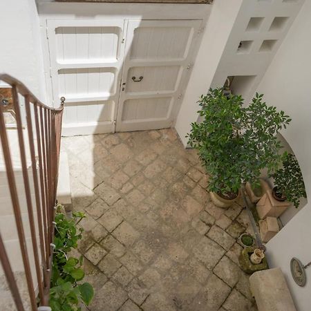 ホテル Palazzo Salvatori Soleto エクステリア 写真
