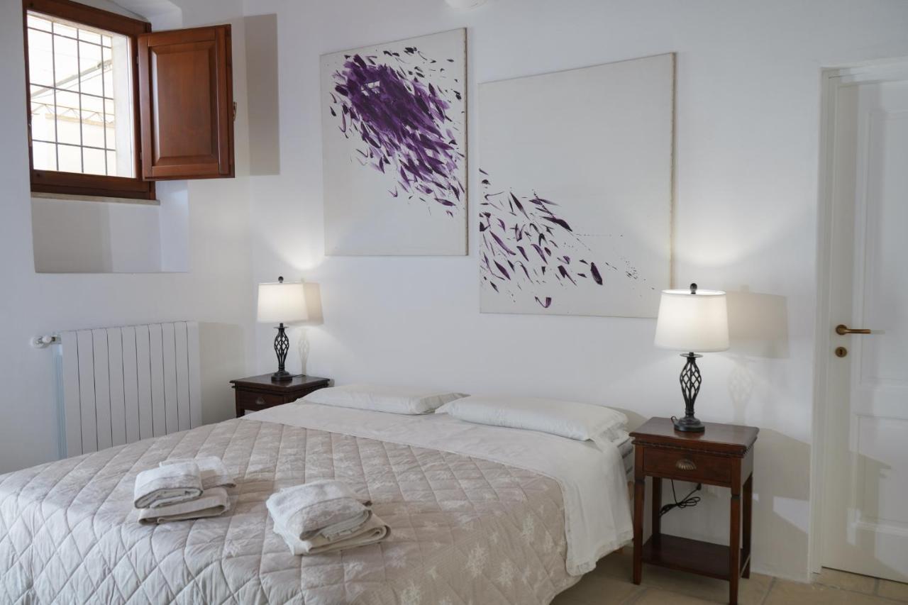ホテル Palazzo Salvatori Soleto エクステリア 写真